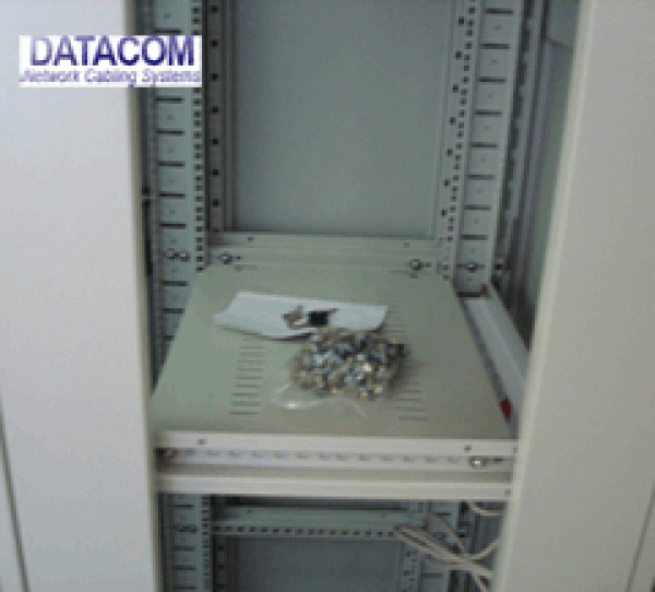 Datacom 19" rack stoj. 42U/ 600x600 Rozoberateľný 