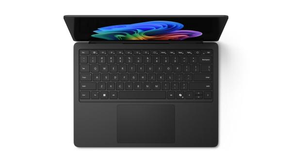 Microsoft Surface Laptop 13.8" (8. edícia)/ U7-366H/ 13, 8"/ 2304x1536/ T/ 32GB/ 1TB/ Intel int/ W11P/ Black/ 2R 