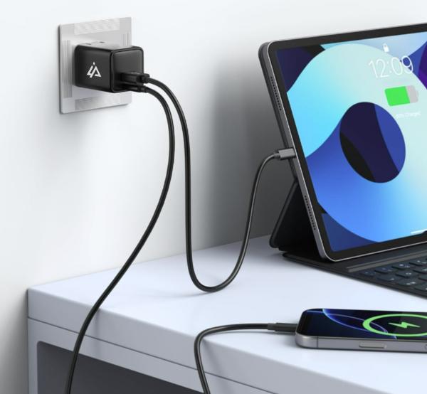 GaN SIEŤOVÁ NABÍJAČKA 45W (USB-C + USB-A) ČIERNA 