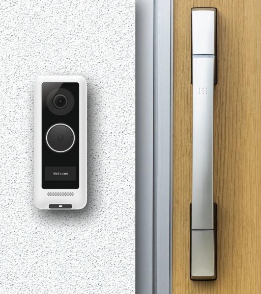 UBNT UVC-G4-DoorBell [1600 x 1200 (UXGA),  30fps,  H.264,  uhol pohľadu 138°,  IR,  PIR,  mikrofón,  reproduktor] 