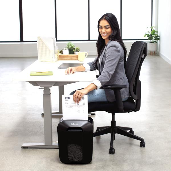 Fellowes Skartovač LX 45 