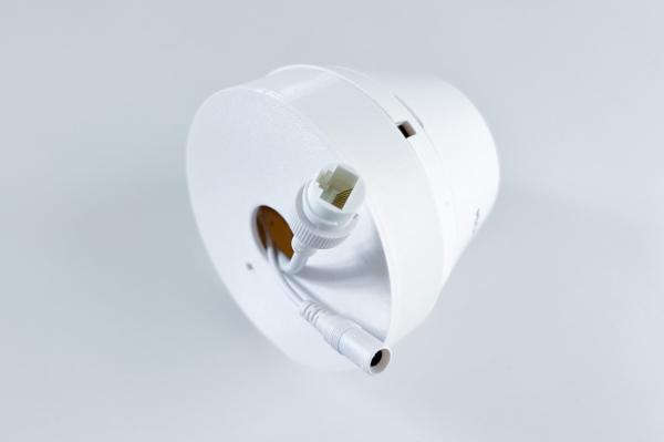 TP-LINK držák s kabelovou krytkou pro kamery VIGI C400/ C440/ C440-W na stěnu nebo strop bílý 