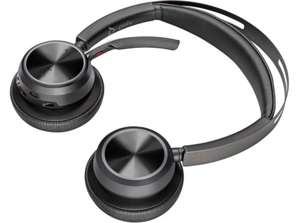 Poly Voyager Focus 2 bezdrátová náhlavní souprava, BT700 USB-C adaptér, stereo 