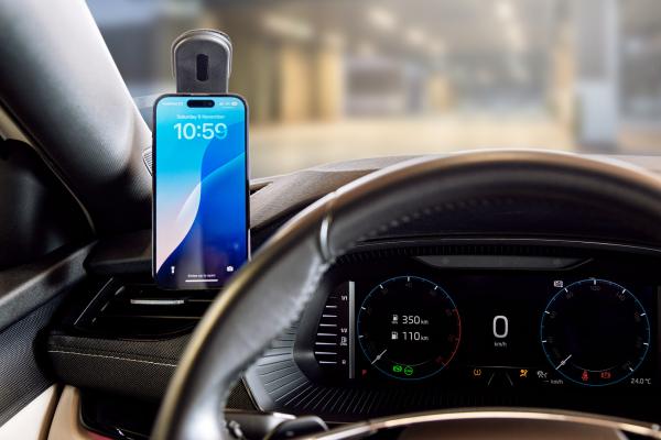ER POWER Magneticka Dashboard and Windshield Mount Car Holder 