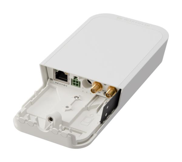 Mikrotik RBwAPR-2nD&R11e-LR8G, wAP LR8G 