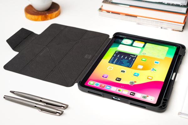 ER POWER kryt Flip Folio pre Apple iPad Pro 11 (2024) čierny 