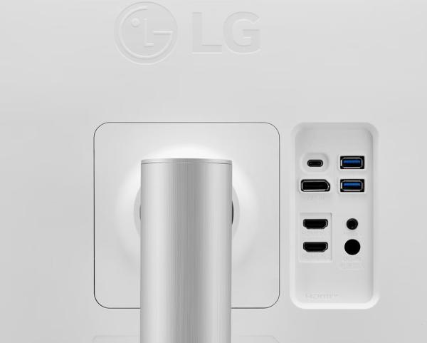 LG/ 27UP850K-W/ 27"/ IPS/ 4K UHD/ 60Hz/ 5ms/ White-Slvr/ 2R 