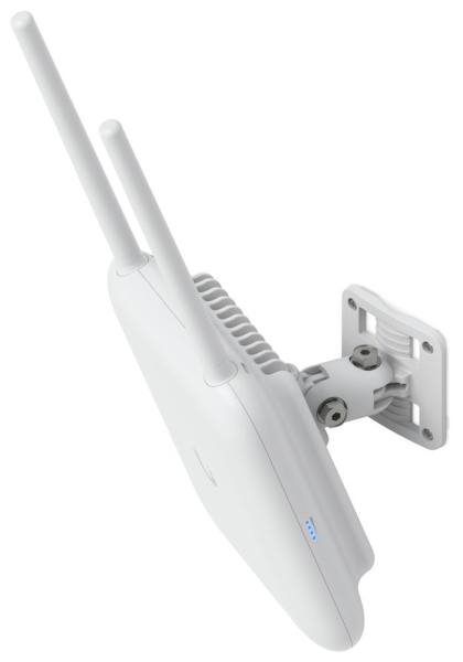 Ubiquiti All-weather IP67 WiFi 7 AP with 6 spatial streams, integrated directional super antenna, and articulation mount 