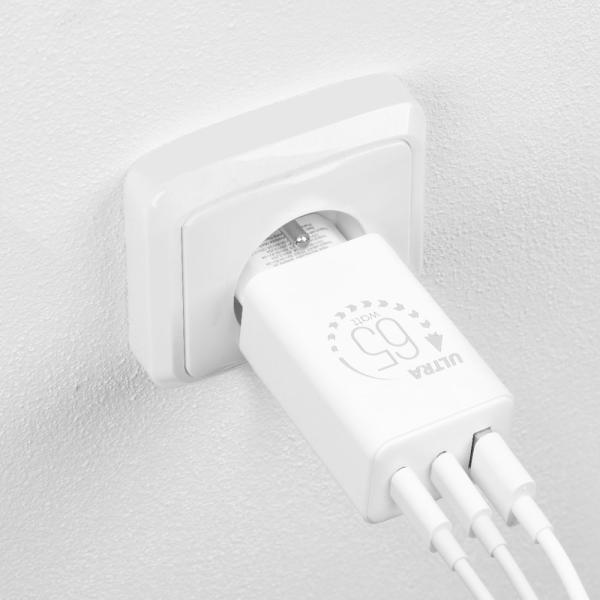 OBAL:ME GaN Cestovná Nabíjačka USB-A + USB-C 36W White 
