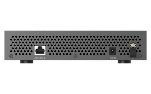 QNAP switch QSW-L3208-2C6T (6x 10GbE port, 2x 10G SFP+/ NBASE-T Combo, Lite Managed) 