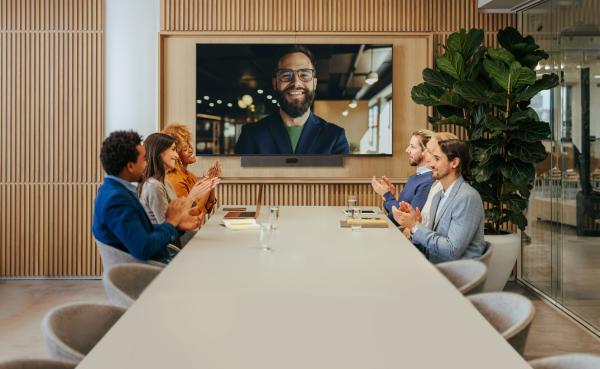 Yealink A50-031 All-in-one MeetingBar (MeetingBar + dotykový panel), 3x50MP, 8xdigi zoom, 16MEMS, MDEP 