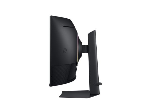 Samsung Odyssey G7/ LS40FG750EUXEN/ 40"/ VA/ wUHD/ 180Hz/ 1ms/ Čierna/ 3R 