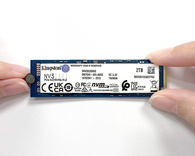 D-Link DSP-411 USB-C 4.0 M.2 NVMe SSD Enclosure 