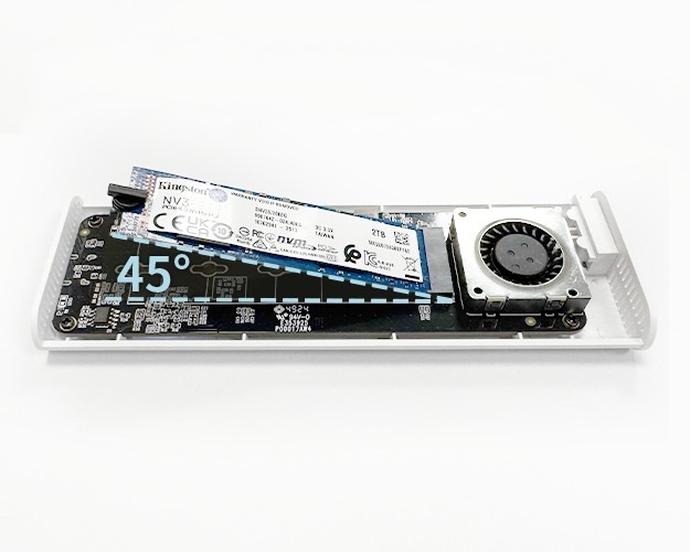 D-Link DSP-411 USB-C 4.0 M.2 NVMe SSD Enclosure 