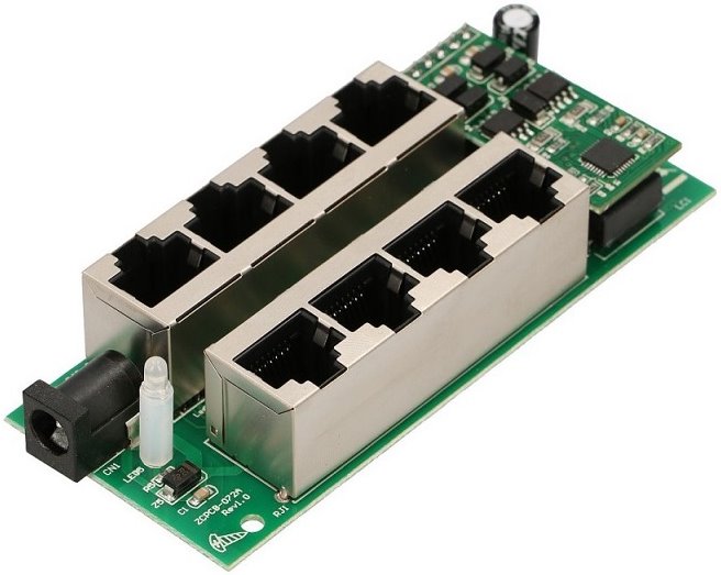 MaxLink Gigabitový 4-portový PoE panel, 802.3af/ at 