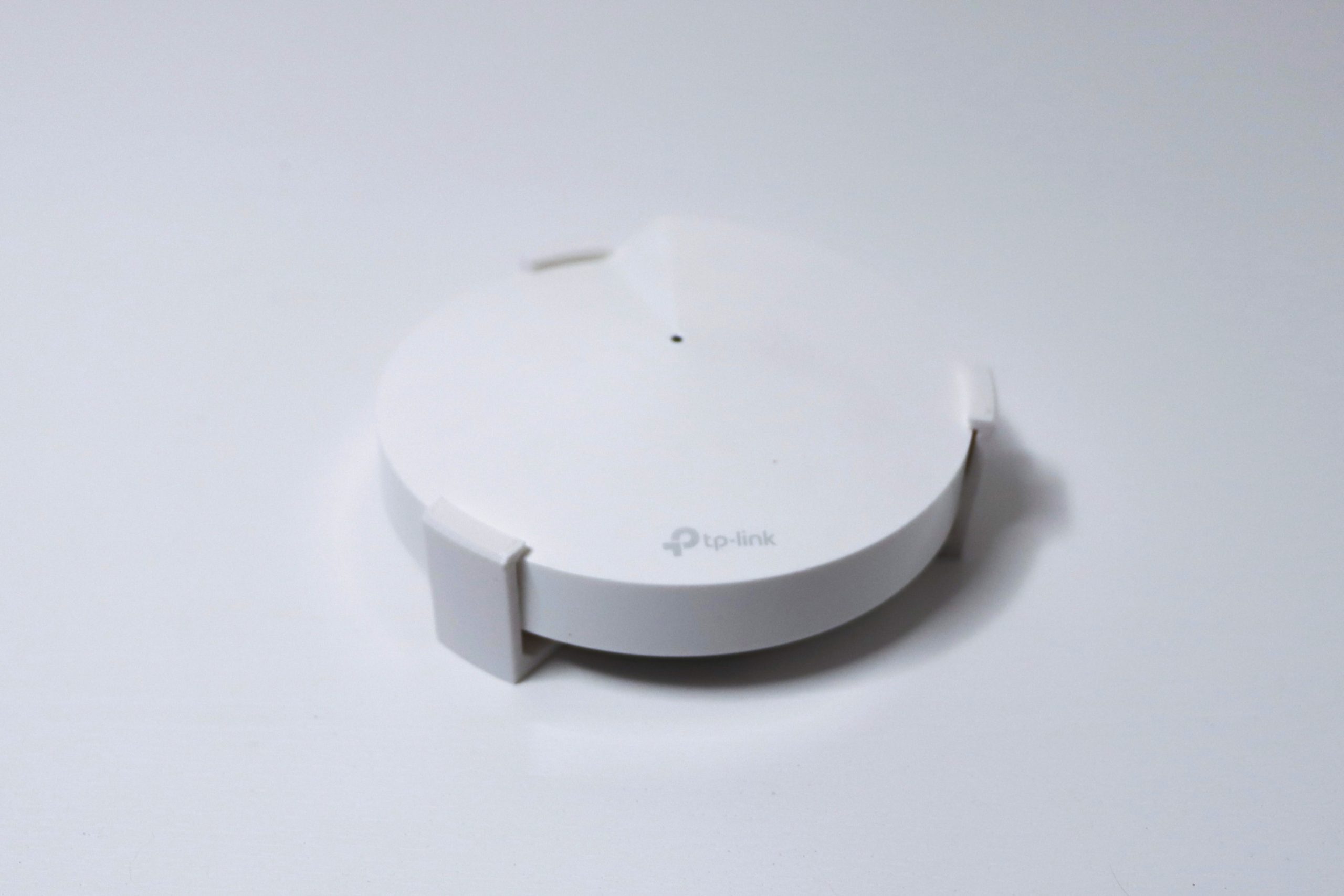 TP-LINK držiak DECO M5 na strop aj na stenu biely 