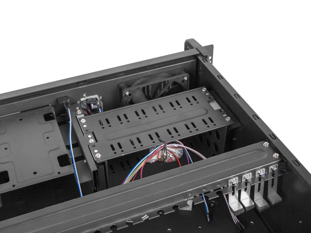 LANBERG SERVEROVÉ ŠASI PRO MONTÁŽ DO RACKU ATX 450/ 10 19"/ 4U 