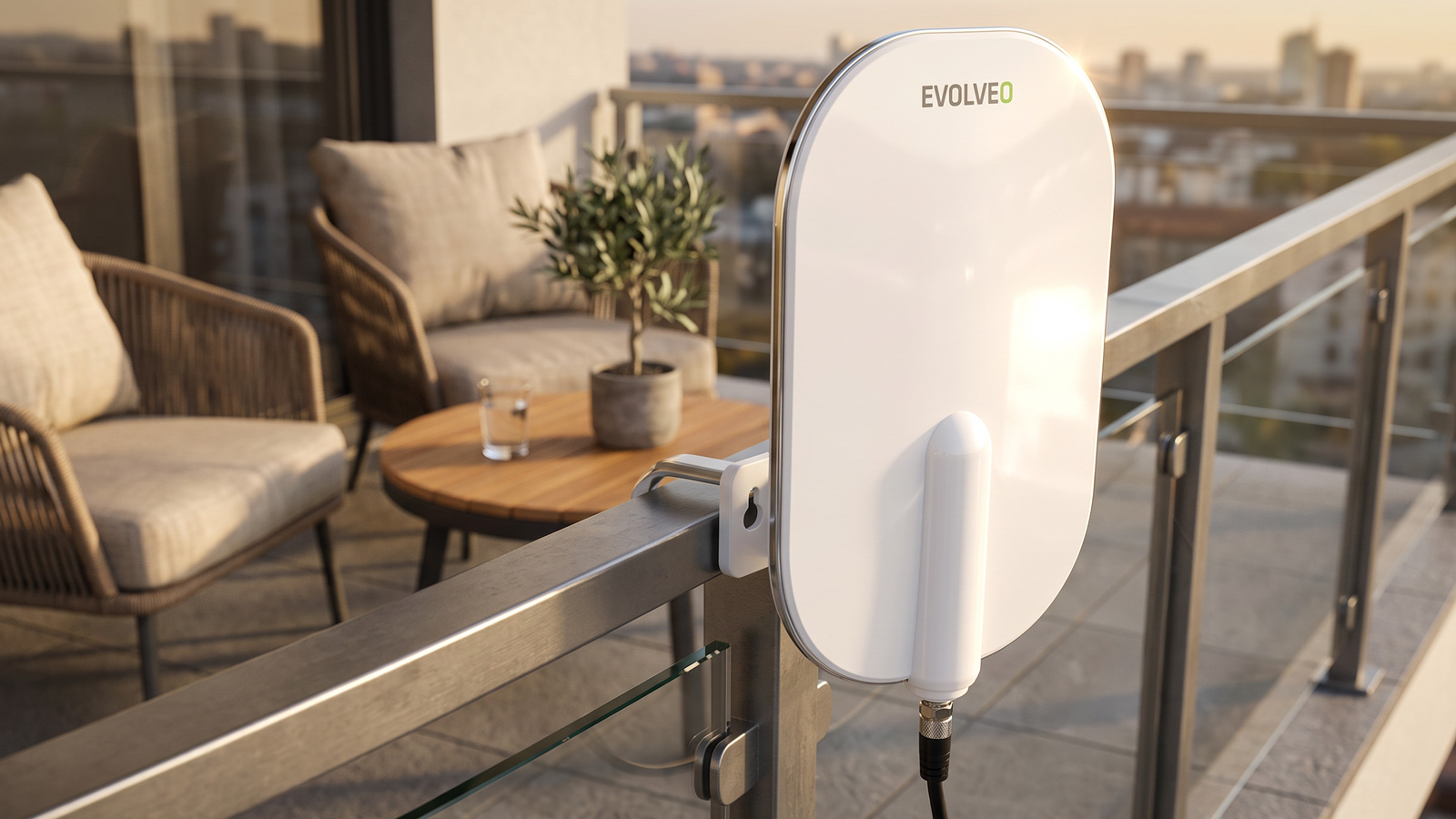 EVOLVEO HDO 2, aktívna vonkajšia DVB-T2 anténa, filter LTE/ 4G/ 5G 