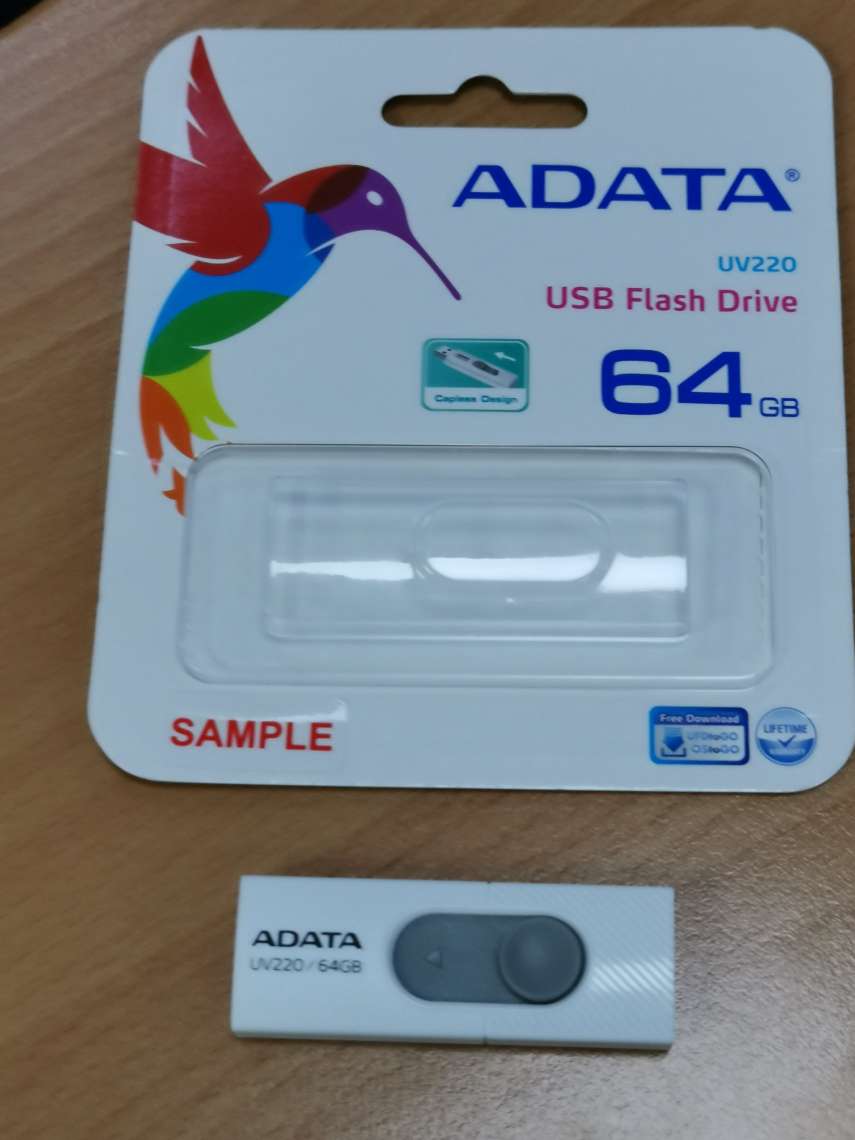 ADATA UV220/ 64GB/ USB 2.0/ USB-A/ Biela 