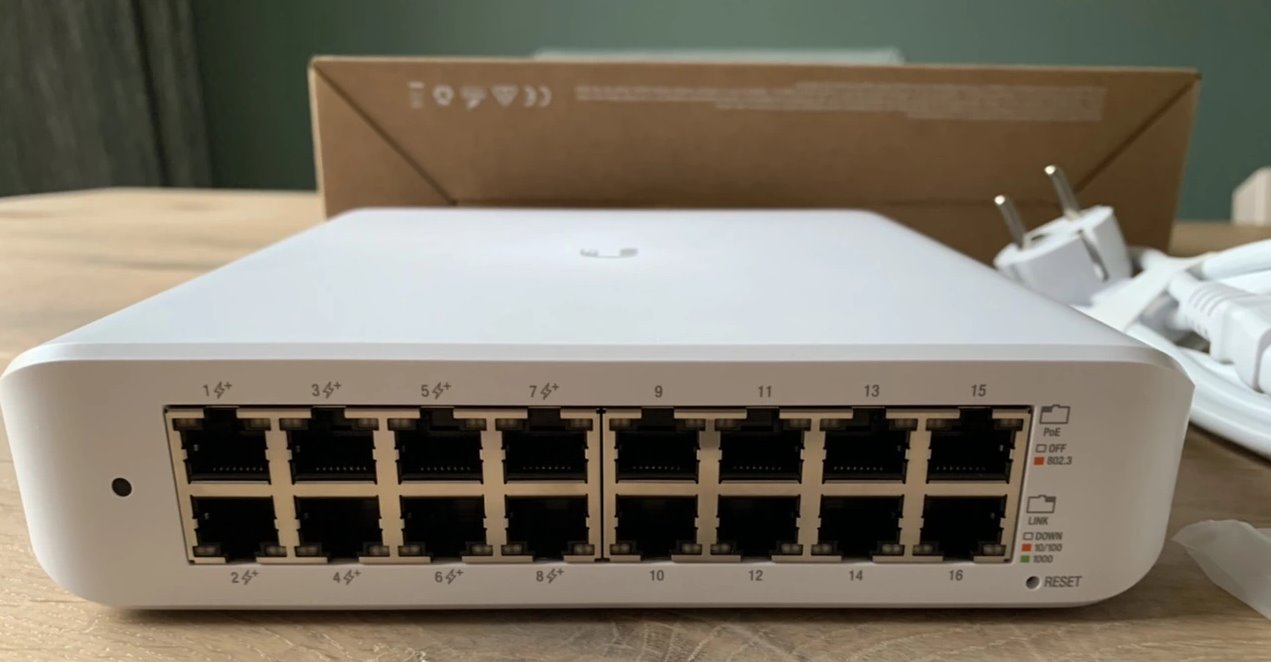 Ubiquiti USW-Lite-16-PoE 