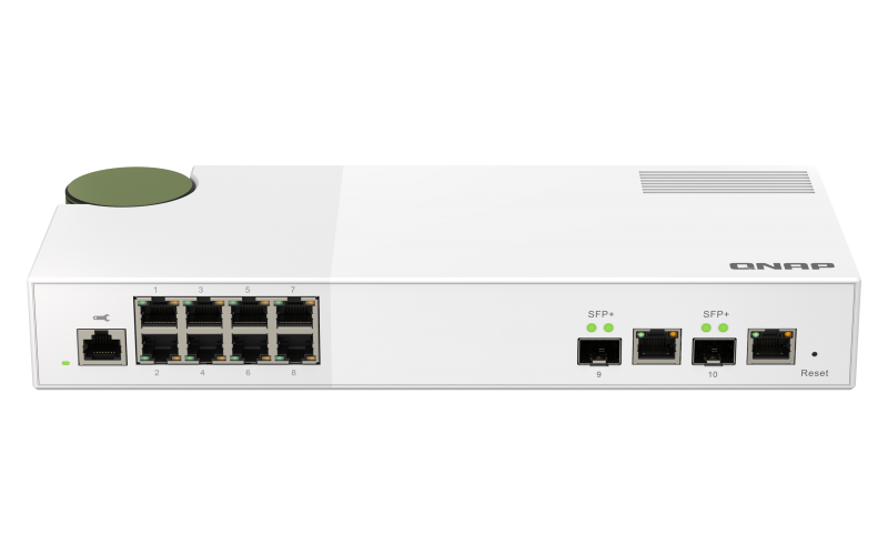 QNAP riadený switch QSW-M2108-2C (8x 2, 5GbE RJ45 a 2x kombinované 10GbE SFP+ / RJ-45) 