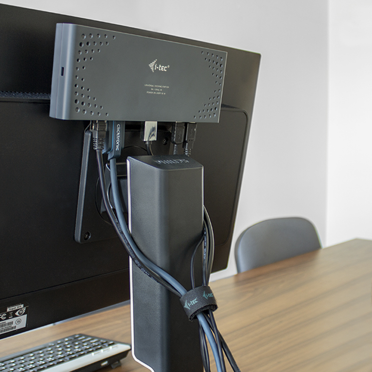i-tec Docking Station Bracket for monitors with flat VESA mount 