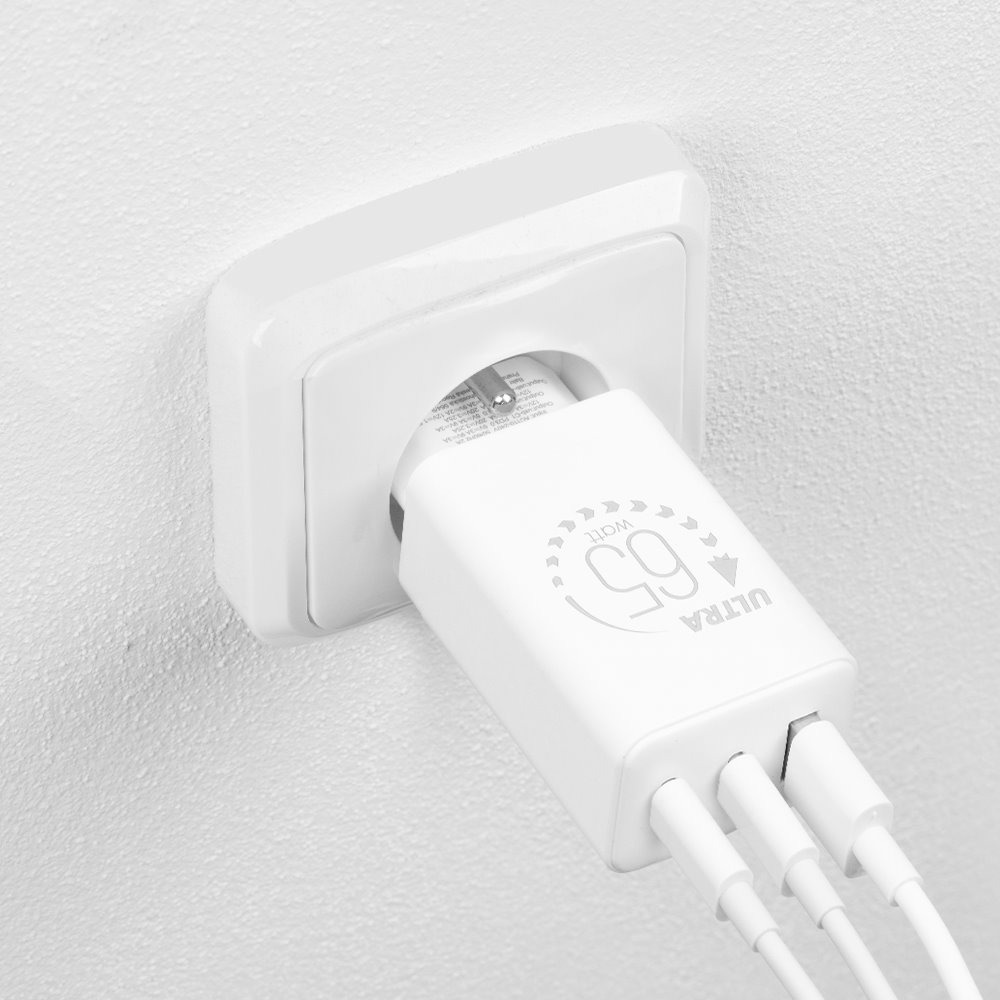 OBAL:ME GaN Cestovná Nabíjačka USB-A + 2xUSB-C 65W White 