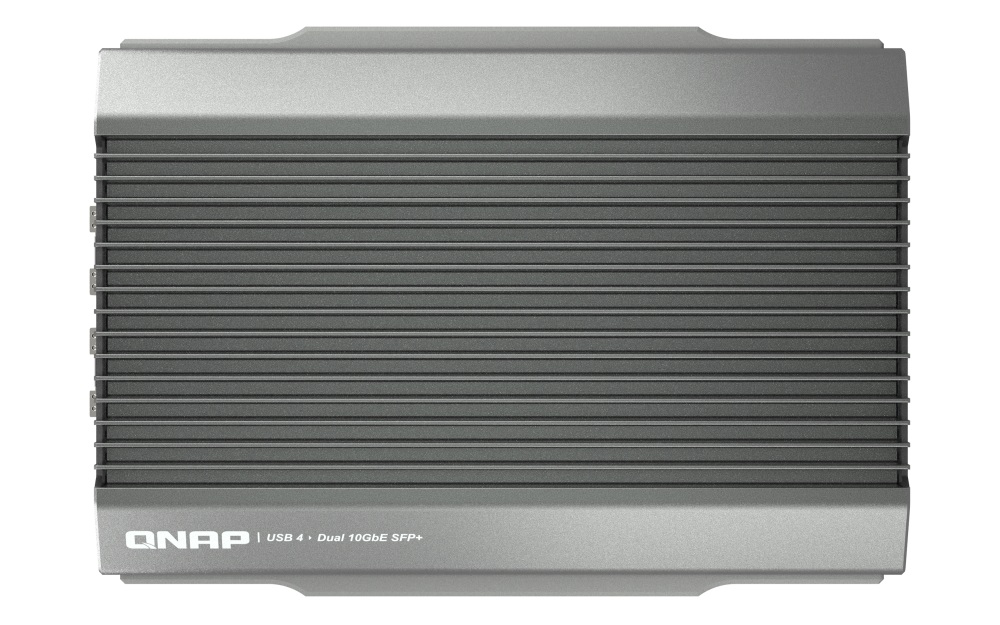 QNAP QNA-UC10G1SF- adaptér USB-C 4 (podpora Thunderbolt 3 a 4) na 2x 10GbE SFP+ (pasívne chladenie) 