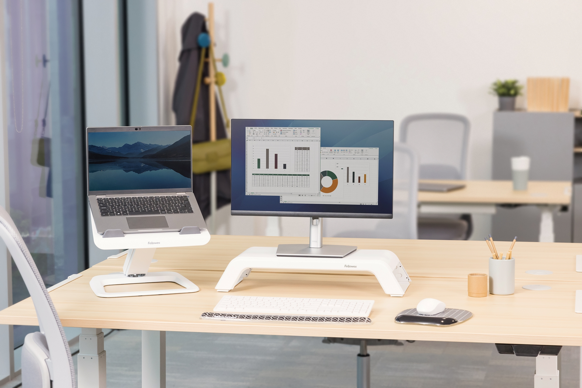 Stojan na notebook Fellowes HANA LT biely 