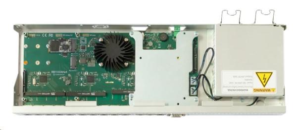 MikroTik RouterBOARD RB1100AHx4 (RB1100x4), 1.4 GHz štvorjadrový procesor, 1 GB RAM, 13x LAN, vrátane. Licencia L61