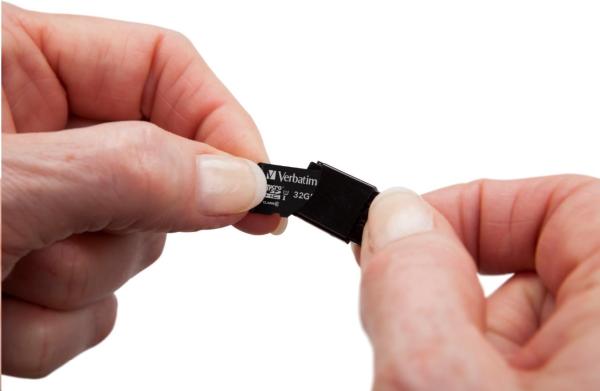 VERBATIM Tablet microSDHC C10/ U1 s USB čítačkou 32GB (R:45MB/ s,  W:10MB/ s)4