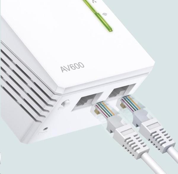 TP-Link TL-WPA4220 WiFi4 powerline adaptér repeater (N300,  AV600, 2x100Mb/ s, HomePlug AV2)5