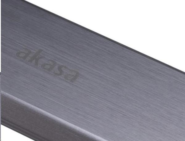 Externý box AKASA pre M.2 PCIe NVMe SSD,  USB 3.1 Gen 2 Superspeed+ (podporuje 2242,  2260 a 2280),  10 Gb/ s,  hliník0