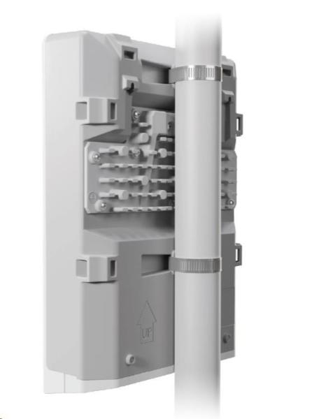 MikroTik Cloud Router Switch CRS318-16P-2S+OUT,  800MHz CPU,  256MB,  16x10/ 100/ 1000 (PoE-out), 2xSFP+,  vrátane.L5,  vonkajš3