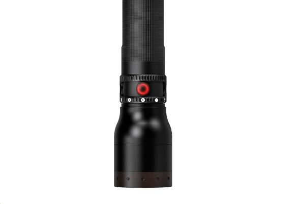 Ledlenser P17R CORE ruční svítilna2