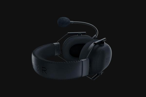 RAZER sluchátka s mikrofonem BlackShark V2 Pro,  Wireless Esports Headset3