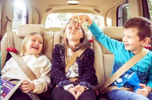 BAZAR - Smart Kid Belt - dětský pás do auta - Poškozený obal (Komplet)3