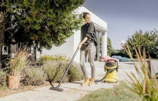 Karcher WD 5 V-25/ 5/ 22 víceúčelový vysavač,  1100 W,  funkce fukaru,  25 l,  mokré a suché vysávání2