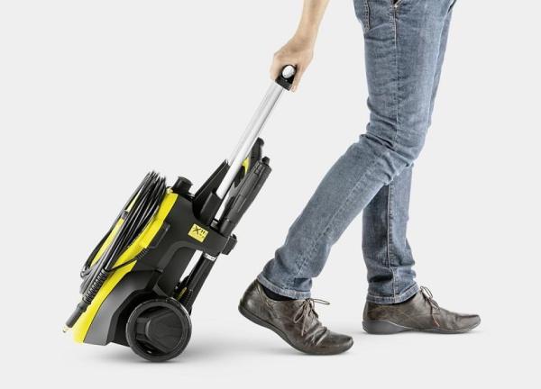 Karcher K 4 Compact vysokotlaký čistič,  1800 W,  mobilní,  130 bar,  420 l/ h,  rotační tryska,  integrovaný vodní filtr5