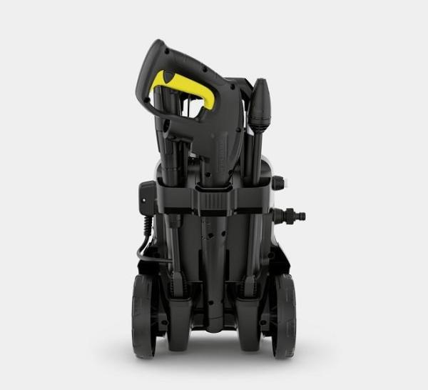 Karcher K 4 Compact vysokotlaký čistič,  1800 W,  mobilní,  130 bar,  420 l/ h,  rotační tryska,  integrovaný vodní filtr3