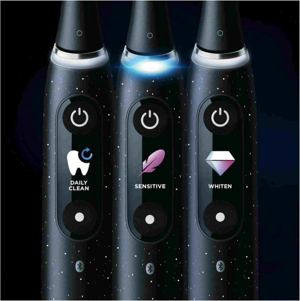 Oral-B iO Series 10 Cosmic Black elektrický zubní kartáček,  magnetický,  7 režimů,  AI,  časovač,  3D mapování7