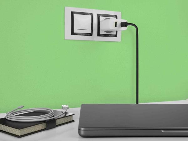 AVACOM HomePRO+ síťová nabíječka s Power Delivery 65W s výstupy USB-C a USB-A2