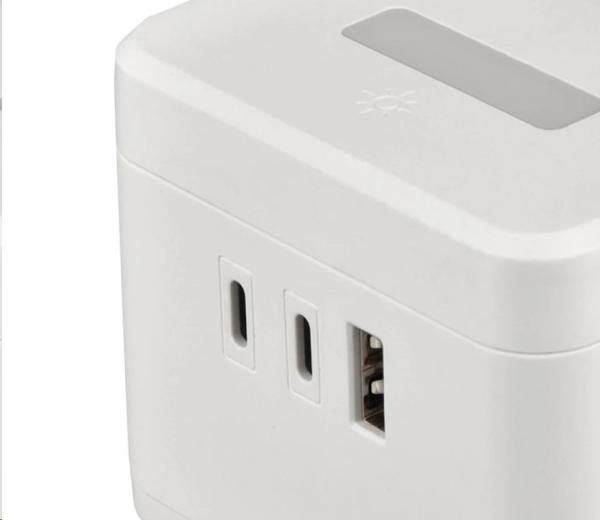 Viking síťový adaptér YC23H,  2x 230 V,  1x USB-A,  2x USB-C,  dotykové světlo,  funkce stojánku,  bílá2