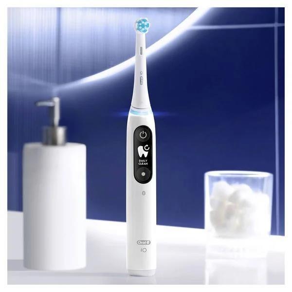 Oral-B iO Series 6s elektrický zubní kartáček,  časovač,  tlakový senzor,  5 programů,  aplikace Oral-B,  bílá1