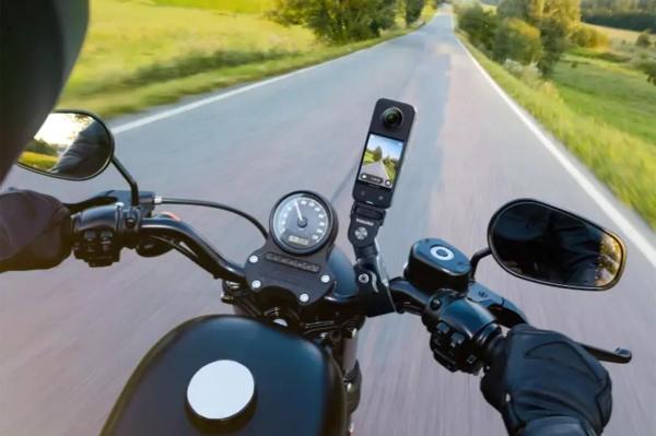 Insta360 motocyklový balíček V23