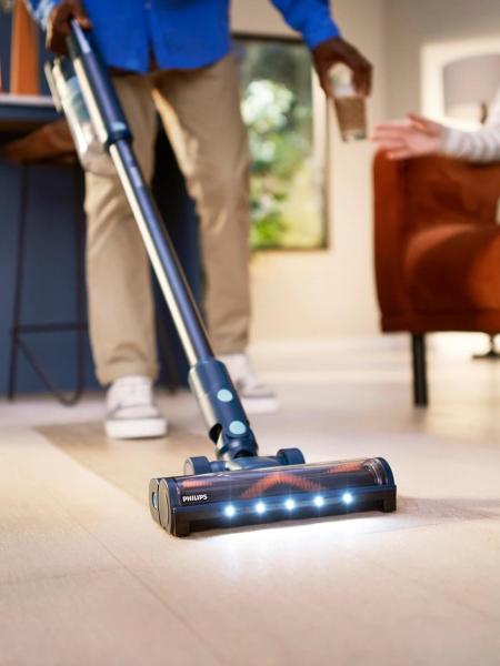 Philips Series 5000 XC5041/ 01 bezdrátový vysavač Aqua 3v1,  PowerCyclone 10,  mokrý úklid,  LED osvětlení8