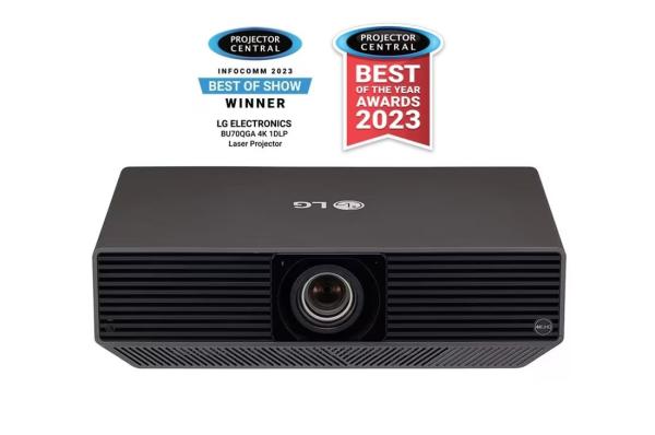 LG projektor BU70QGA.AEU - DLP,  laser,  3840x2160 UHD,  7000 ANSI,  3xHDMI,  USB-A,  DP,  RS232,  RJ45,  2x5W repro,  WebOS