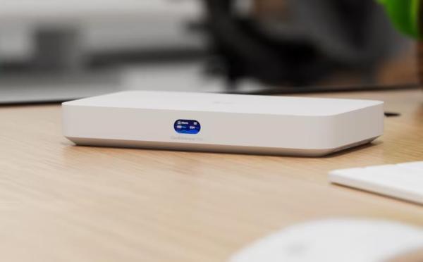 UBNT UCG-Fiber,  Cloud Gateway Fiber