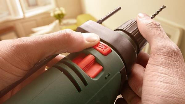 Bosch AdvancedImpact 900 příklepová vrtačka,  900 W,  průměr do oceli 13 mm,  do dřeva 40 mm11