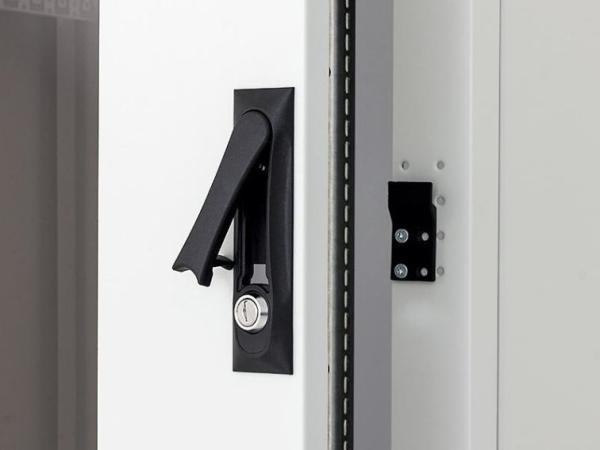 TRITON 19" stojanový rozvaděč 32U 600x11006